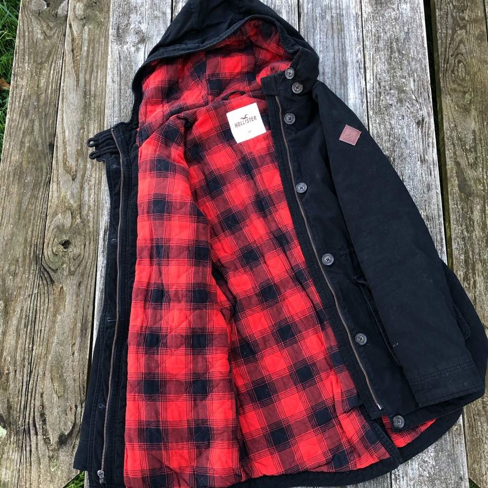 Hollister Coat plaid details